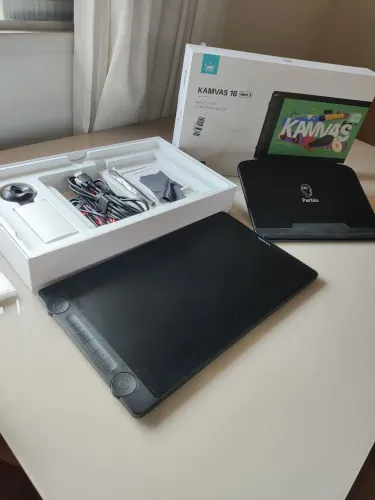 Mesa Digitalizadora Huion 16 (3 Gen)