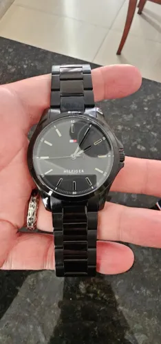 Relógio masculino Tommy Hilfiger em metal na cor preta
