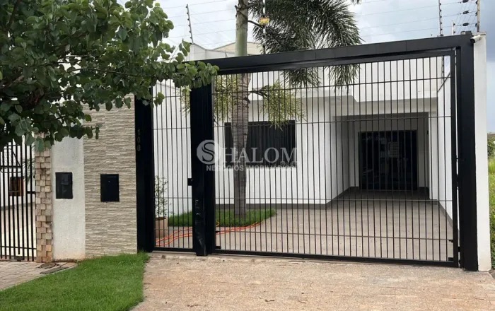 Casa à venda em Maringá, Jardim Itália, com 3 quartos, com 105 m²