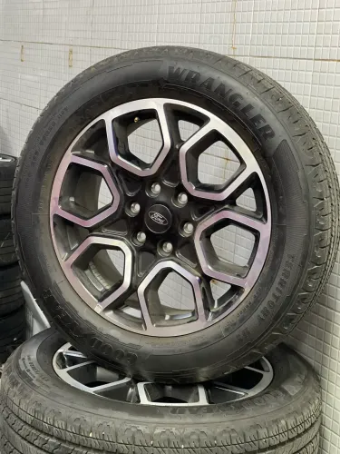 Roda aro R20/20 ranger original com pneus