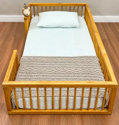 Cama infantil montessoriana cercadinho