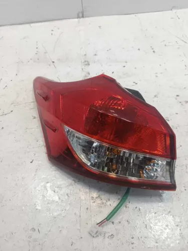 LANTERNA YARIS HATCH