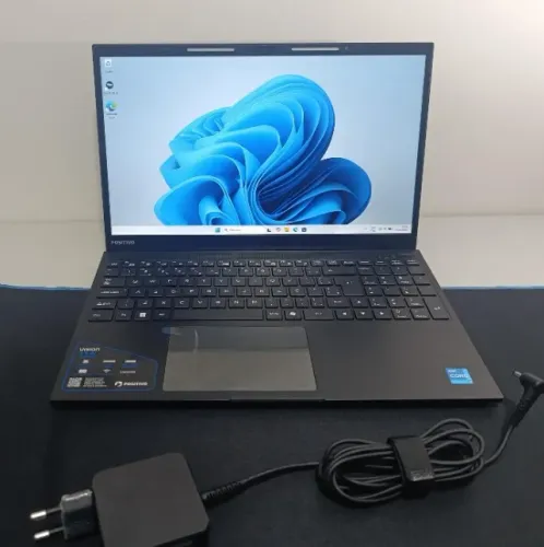 Notebook Intel Core 12ªger 8 gb ddr4 ssd m2 tela 15 Em estado de zero sem defeitos todo ok