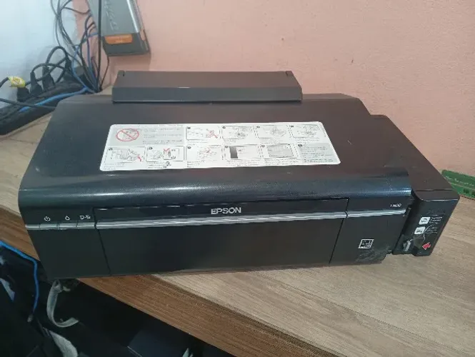 Impressora Epson L800 para retirada de peças. Não liga. Apenas para técnicos que querem ti
