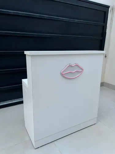 OPORTUNIDADE - Balcão MDF Branco com Gaveta Semi Novo