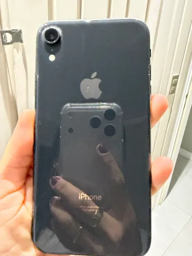 iPhoneXR 128Gb ótimo estado, bateria 76% pouquíssima marca de uso