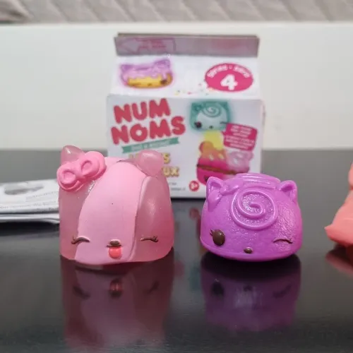 Num noms NOVO - Leia a descrição