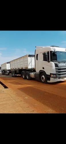 DOIS CONJUNTOS COMPLETOS 9 EIXOS. ANO 2021 CAVALO SCANIA + CARRETAS NOMA