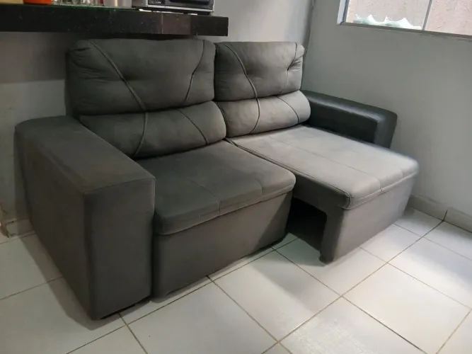 Sofá cama retrátil 2.10m cinza em perfeito estado e ja foi impermeabilizado
