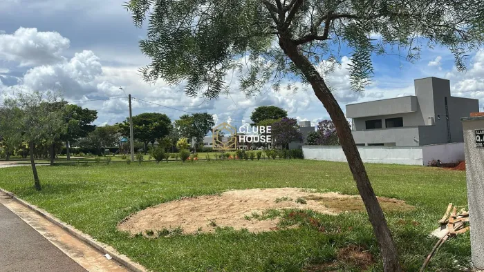 Lote de Esquina no Terras Alphaville Exclusividade e Qualidade de Vida!