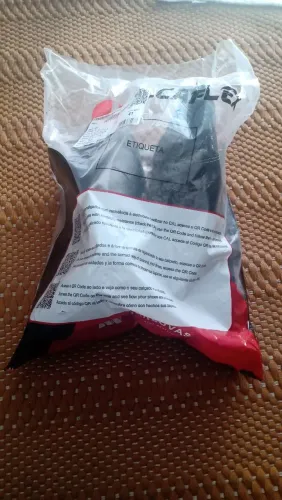 Bota com bico de aço n41