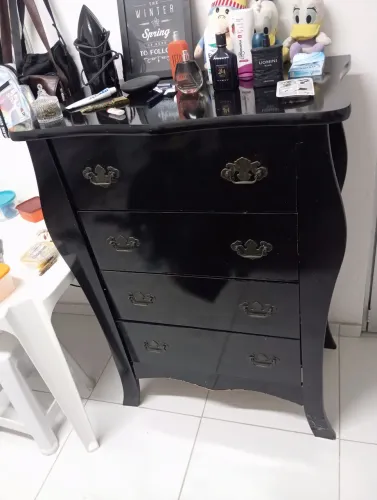 Vendo cômoda