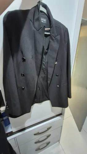 Vendo esse blazer nunca usado!