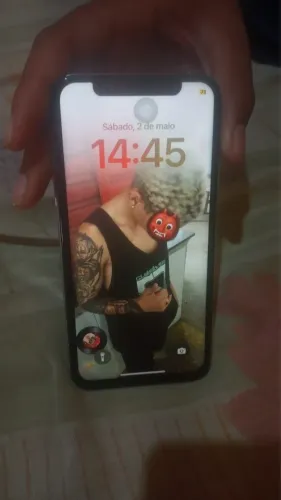 Cll iphone xs 256gb todo bom so nn ta lendo o QR code pq fica preto