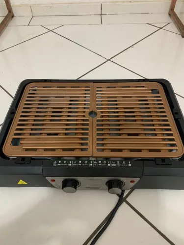 CHURRASQUEIRA ELÉTRICA - vendo ou troco