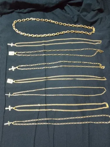 Cordão moeda antiga 