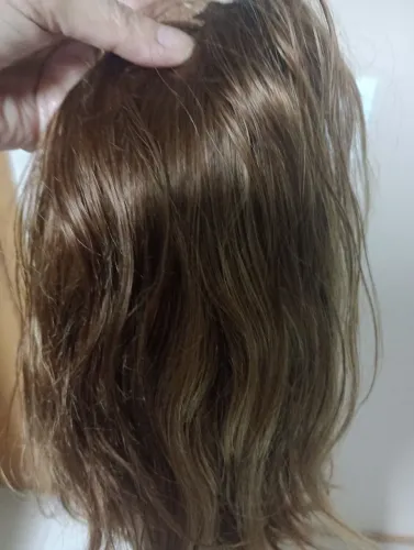 Lace 90% cabelo humano loiro mel . com repartição livre . Boa qualidade