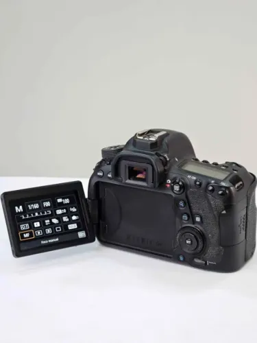 Canon 6D mark II