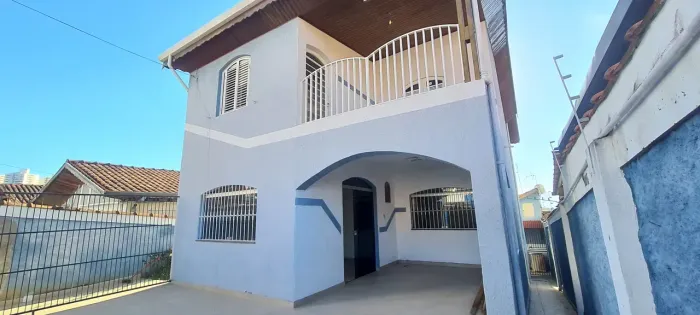 Sobrado + Edícula Reformados para aluguel e venda com 285 m² com 6 quartos