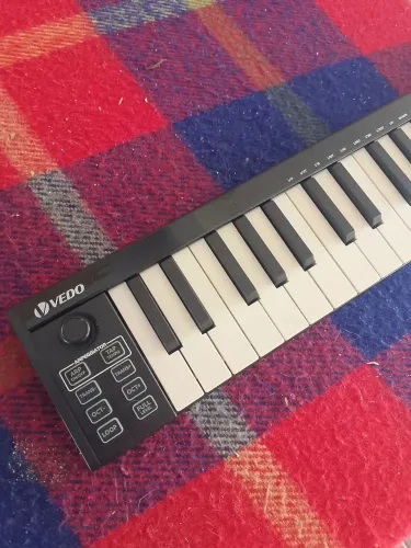 Controlador VEDO 49 teclas! novo