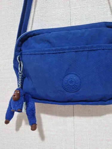 BOLSA KIPLING TRANSVERSAL AZUL