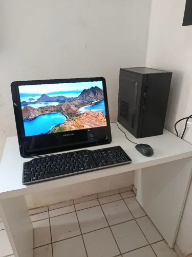 COMPUTADOR 6GB/CORE2QUAD/HD500/19.5/WIFI/COMPLETO(BARATO)?