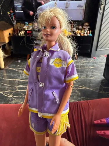 Boneca Barbie lakers original 94