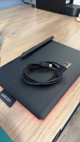 Mesa Wacom CL472