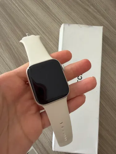 Apple watch se3 1 mes de uso