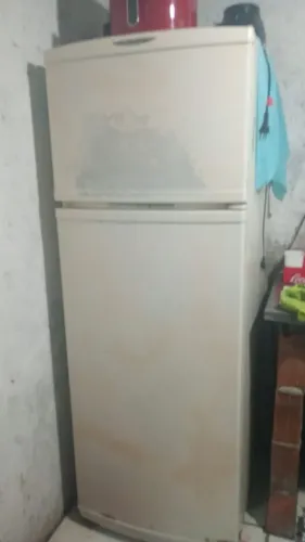 Vendo duas geladeira