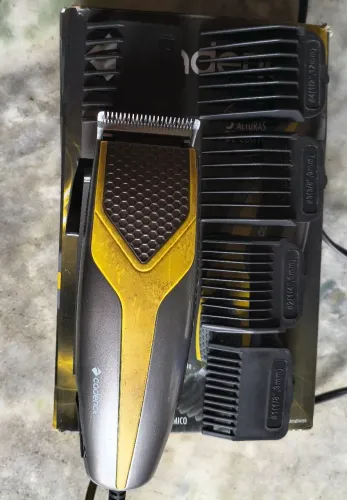 Máquina de corta cabelo 