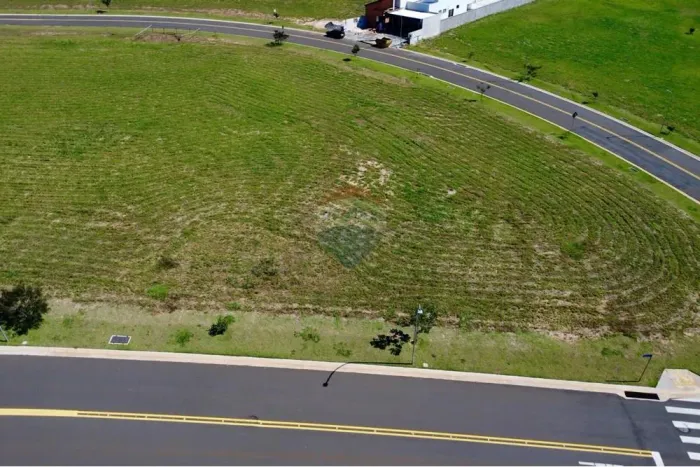 Terreno para venda no Condomínio Flor DAldeia - Aldeia dos Pássaros II - 417,03m²