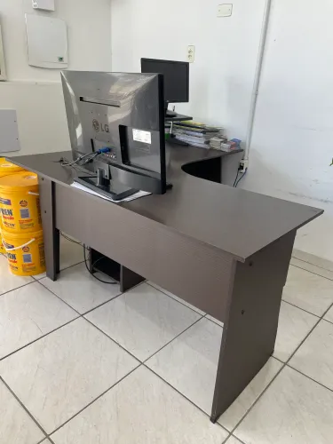 Mesa Escrivaninha de Canto em L