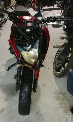Sucata de moto para retirada de peças Cb 500f 2014