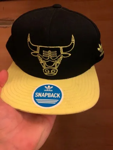 Vendo bone oficial adidas nba Chicago Bulls