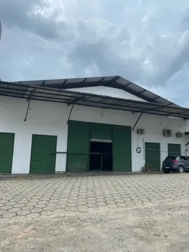 GALPÃO 1.400M² - AV. DO TURISMO