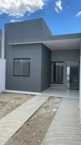 Casa á venda 2/4 sendo 1 suíte na mangabeira