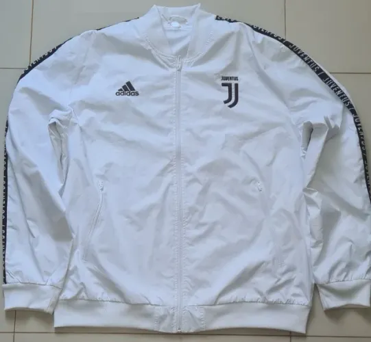 Jaqueta Juventus Adidas estado de conservação 8/10