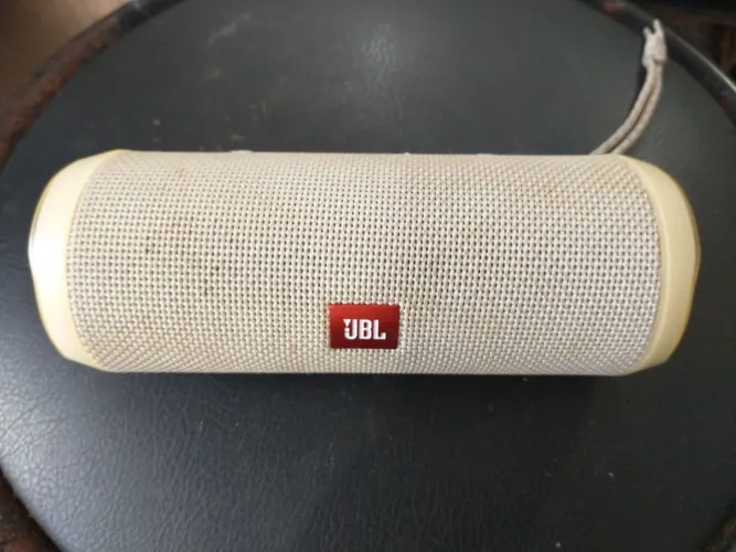 Caixa de Som JBL Flip