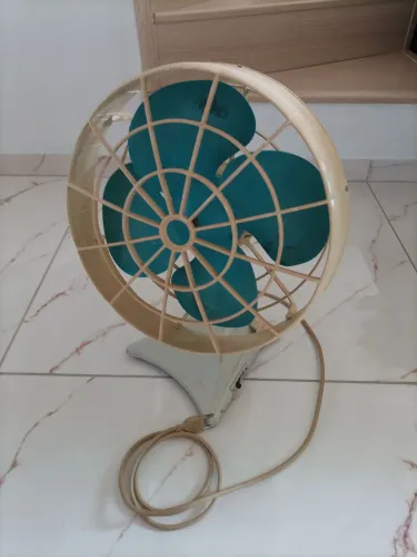 Ventilador antigo para restaurar 