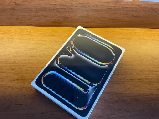 Apple iPad Pro 13? M5 256GB Wifi | Lacrado, Pronta Entrega