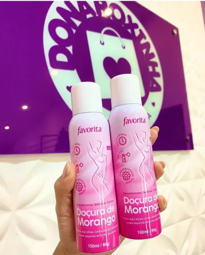 Desodorantes íntimos Favorita Doçura de morango e frutas vermelhas.