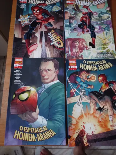 Lote de revista em quadrinhos