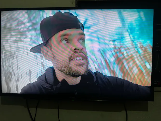 Troco Tv Sony 40 Polegadas em Som de mala