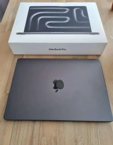 MACBOOK PRO M4 16/256GB COM 15 DIAS DE USO. GARANTIA APPLE DE 11 MESES. 