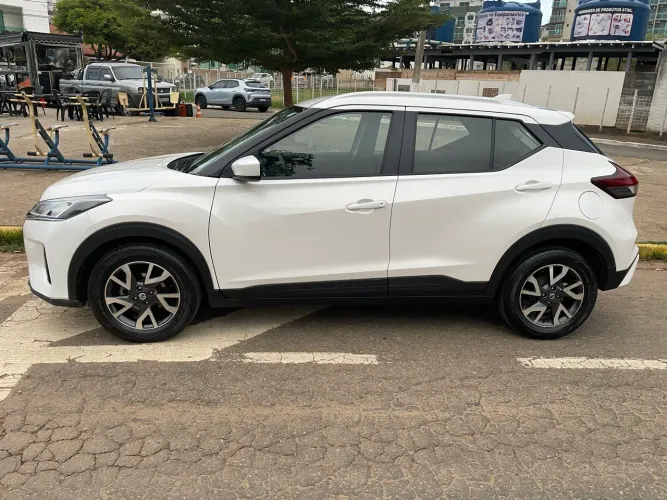 Nissan Kicks Sense 1.6 16V Flex AUT 2023
