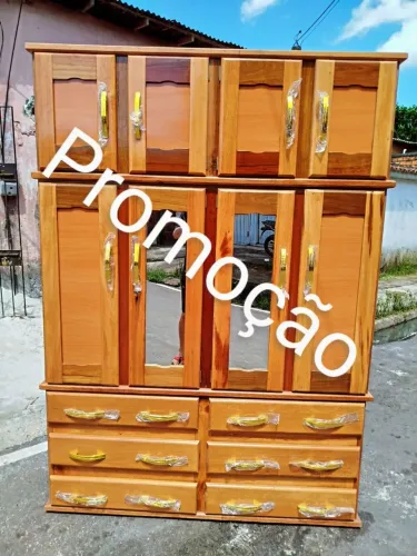Guarda-Roupa casal madeira maciça em Promoção