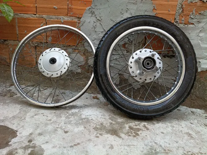 RODADO DA POP 110/100 E BIZ, VAI COM PNEU MEIA VIDA