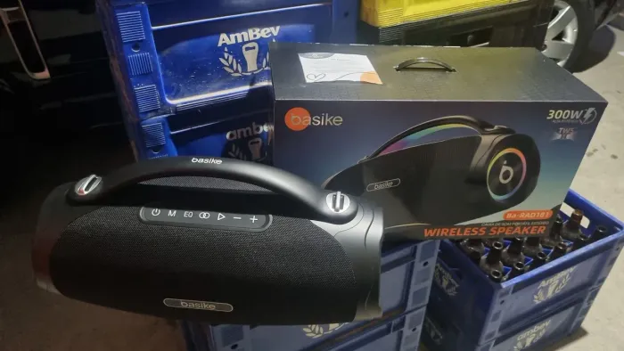 Caixa de som bombox Basike 300w Da um couro em jbl BARATO NOVA URG...