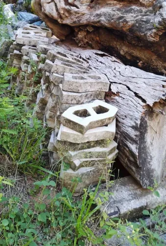 Pré moldado pra calçada ou jardim m²